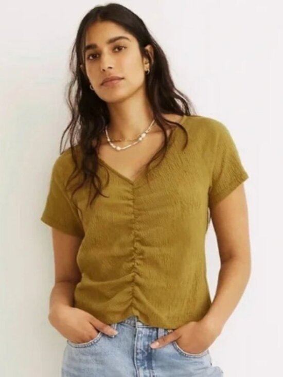Madewell Tops - NWT MADEWELL Knit Lightspun Ruched-Front Crop Top in the color Spiced Olive